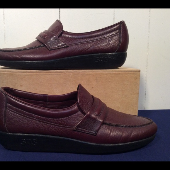 Men’s SAS hand-sewn leather burgundy slip ons shoes made USA size 9 1/2 - Picture 3 of 10